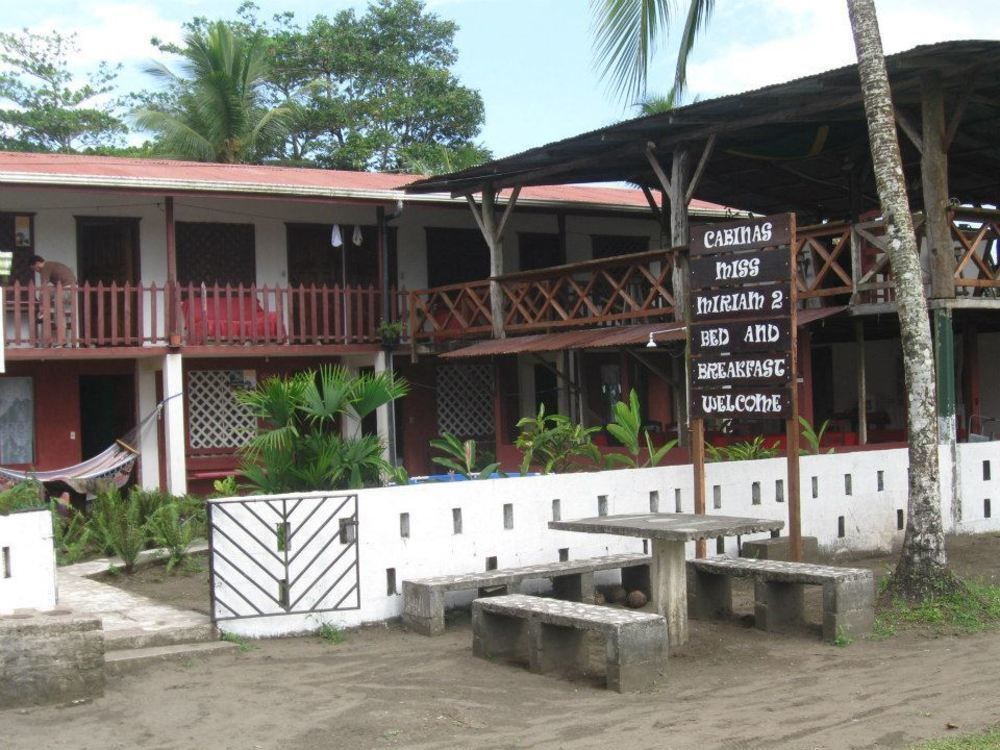 Cabinas Miss Miriam 2 Tortuguero Eksteriør bilde