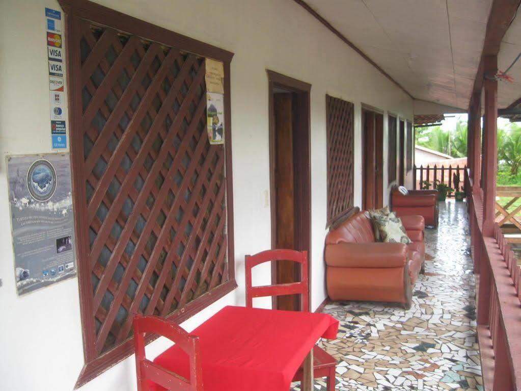 Cabinas Miss Miriam 2 Tortuguero Eksteriør bilde
