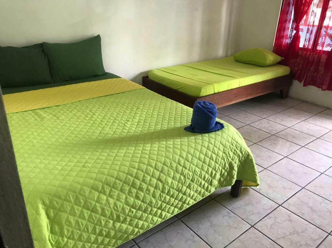 Cabinas Miss Miriam 2 Tortuguero Eksteriør bilde