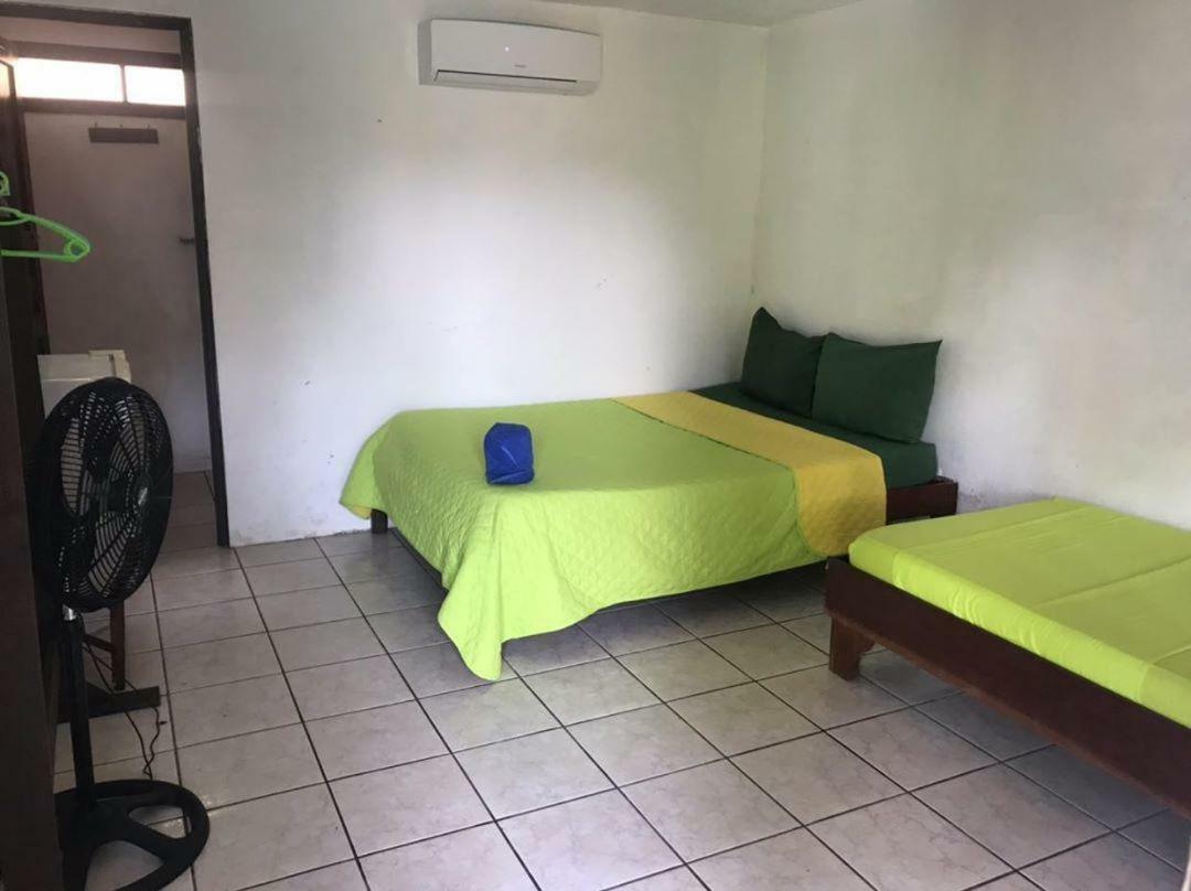 Cabinas Miss Miriam 2 Tortuguero Eksteriør bilde