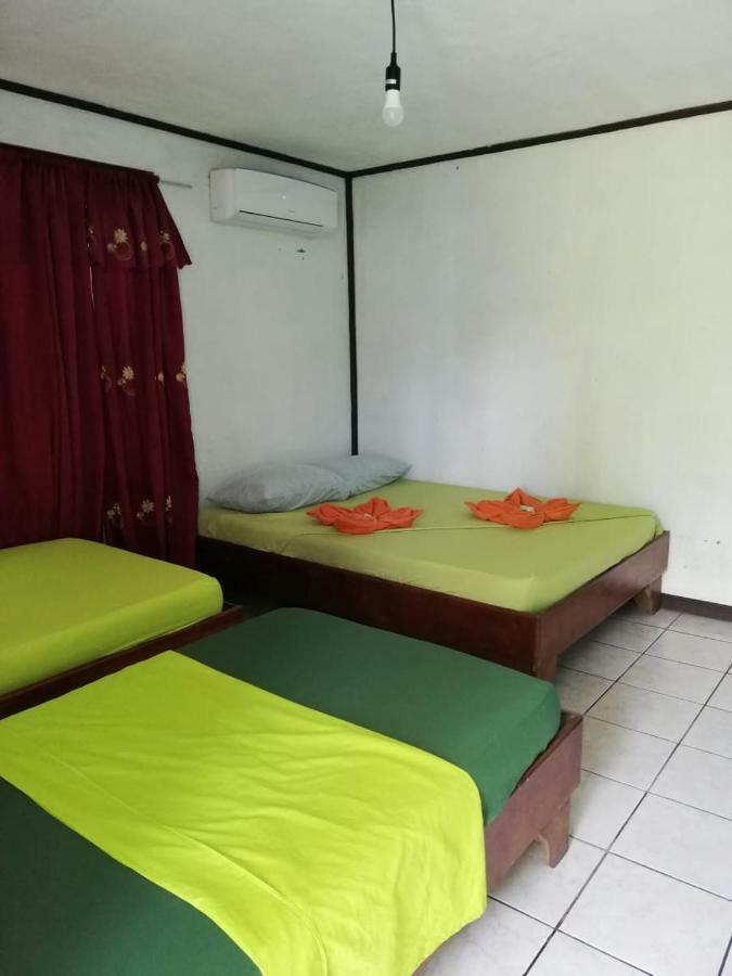Cabinas Miss Miriam 2 Tortuguero Eksteriør bilde